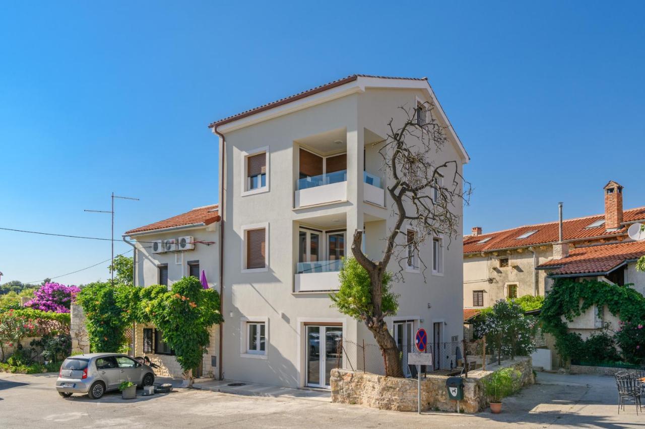 Ma Premantura Luxury Apartments Ferienwohnung Unterkunft - Premantura Pula Istria Esterno foto