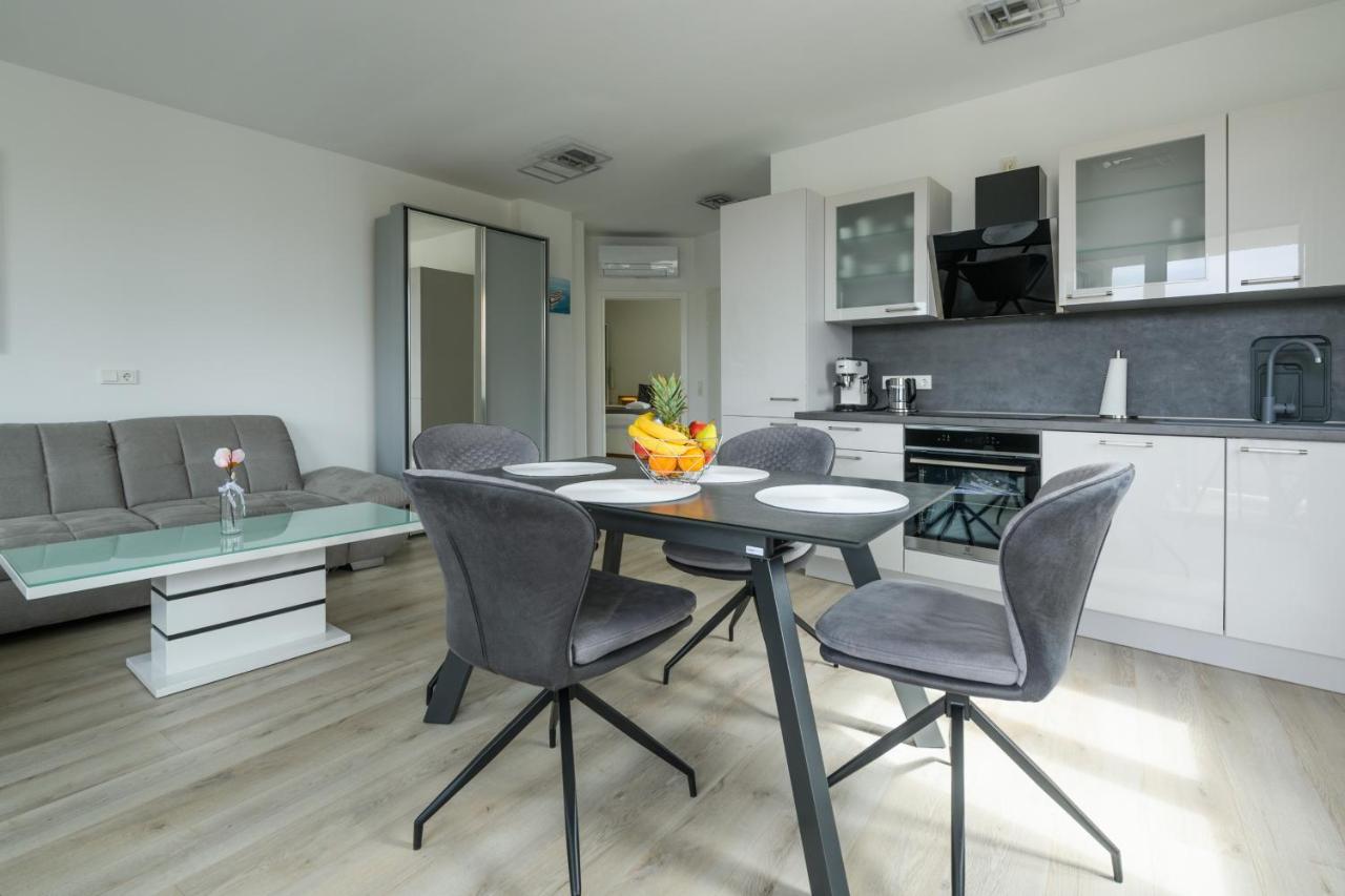Ma Premantura Luxury Apartments Ferienwohnung Unterkunft - Premantura Pula Istria Esterno foto
